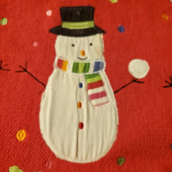 Festive Red Indoor Christmas Rug With Snowman Design And Colorful Snowflakes - Picture 8 of 16